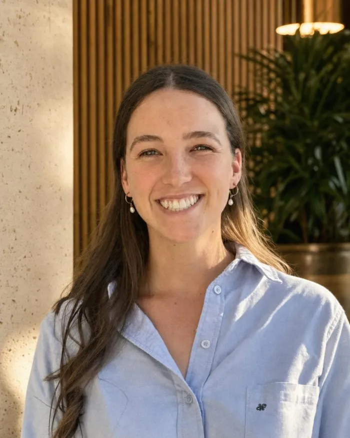 A Constellation Therapies clinician